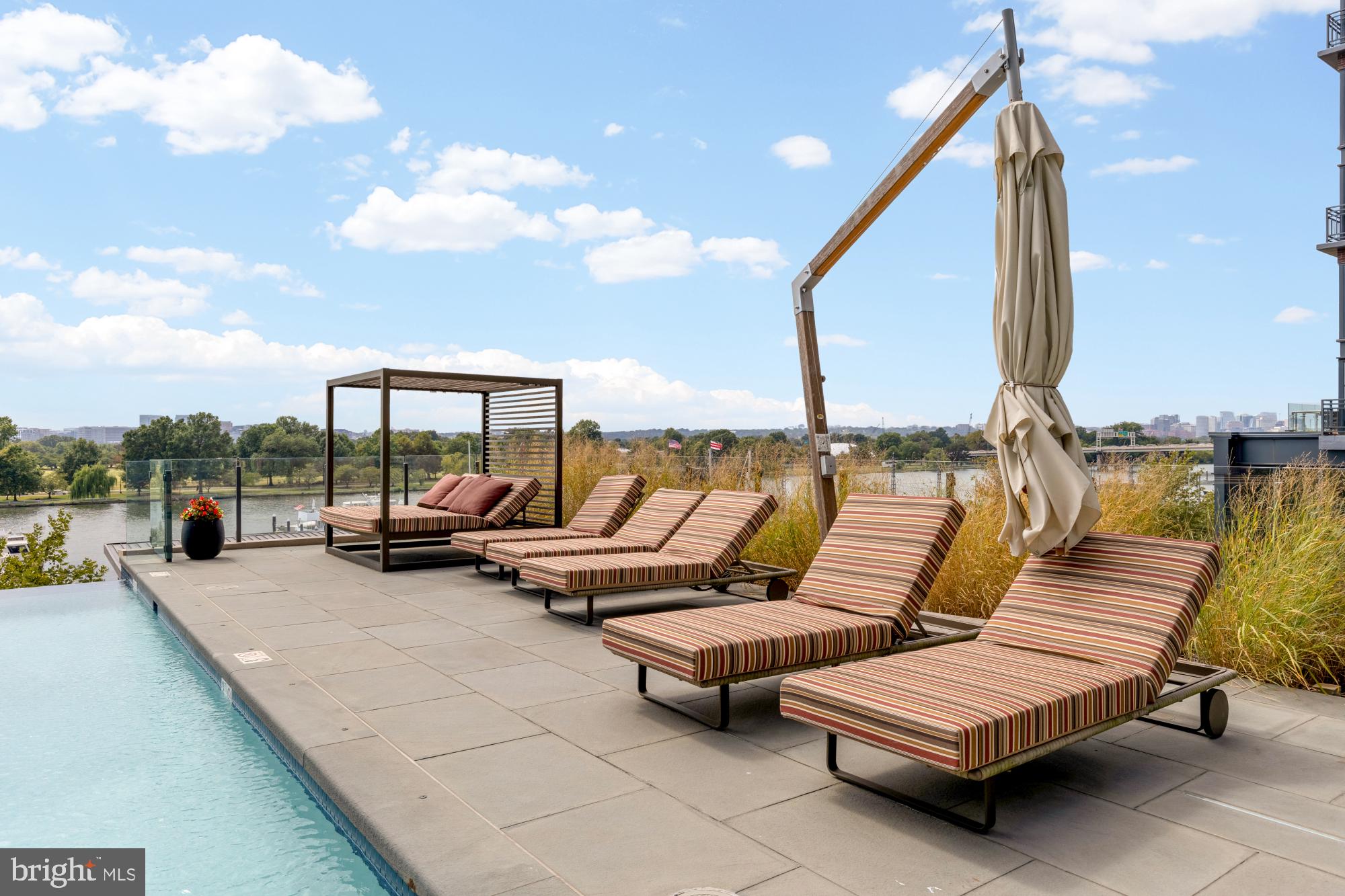 45 Sutton Square Southwest, Unit 303 Washington, DC 20024 - Photo 42 of 60