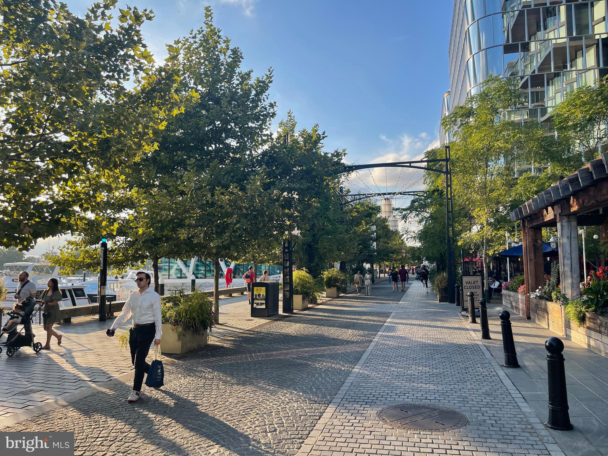 45 Sutton Square Southwest, Unit 303 Washington, DC 20024 - Photo 51 of 60 Promendae at The Wharf