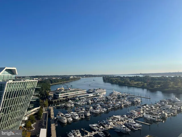 $899,000 | 45 Sutton Square Southwest, Unit 303, Washington, DC 20024