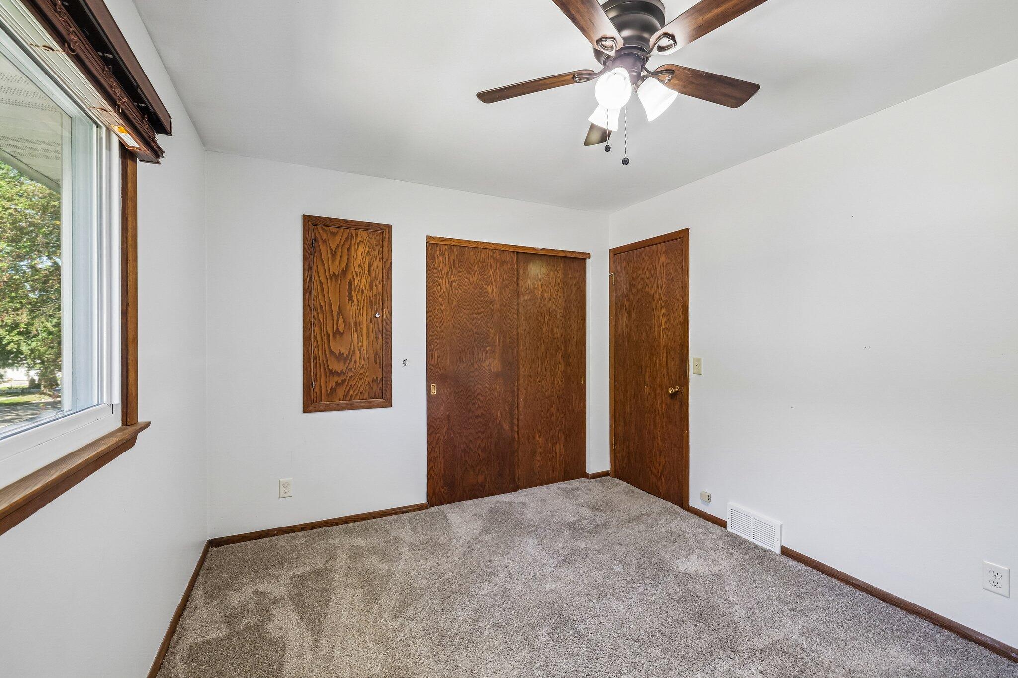724 Cloute Street Fort Atkinson, WI 53538 - Photo 23 of 43 20