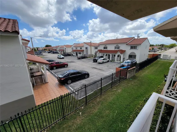 $2,150 | 3011 West 76th Street, Unit A208, Hialeah, FL 33018