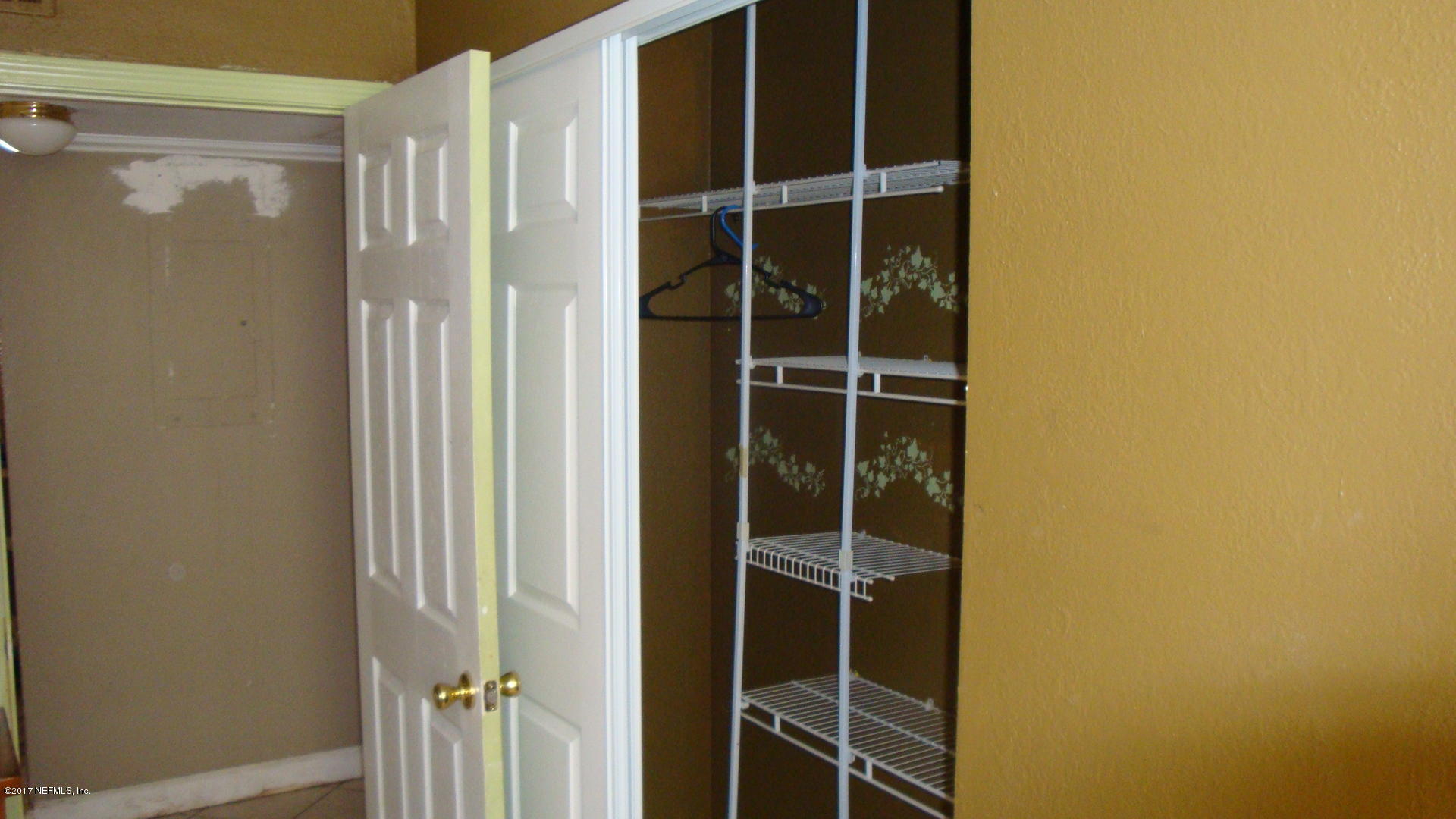 7346 El Barco Road, Unit 1 Jacksonville, FL 32216 - Photo 14 of 26 SB Bedroom Closet