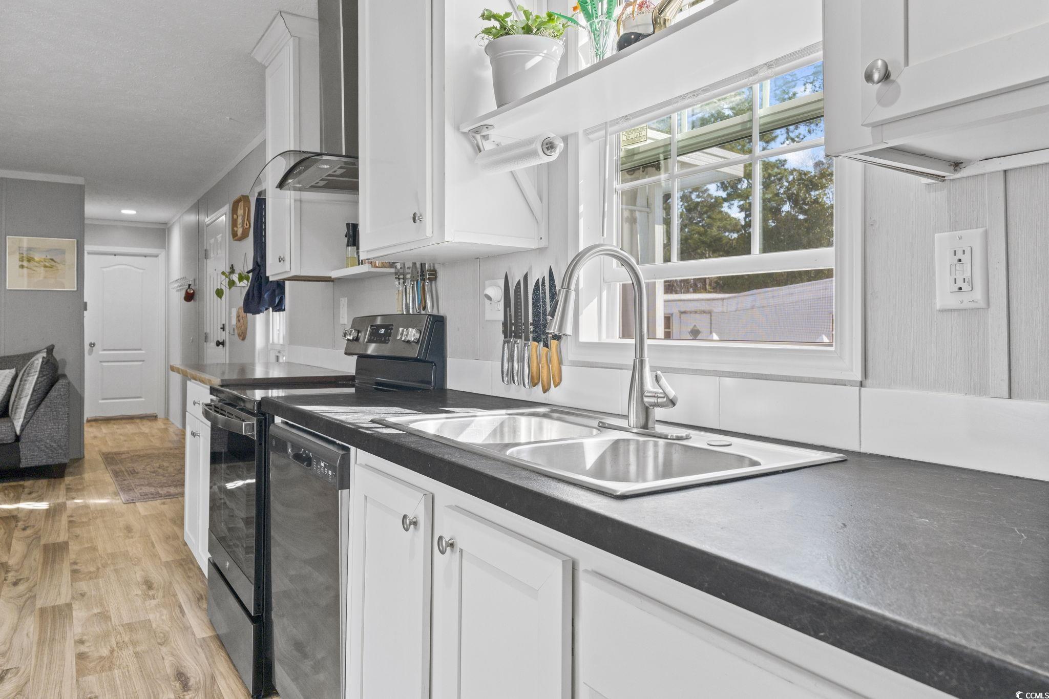 1525 Capella Lane Myrtle Beach, SC 29575 - Photo 7 of 37