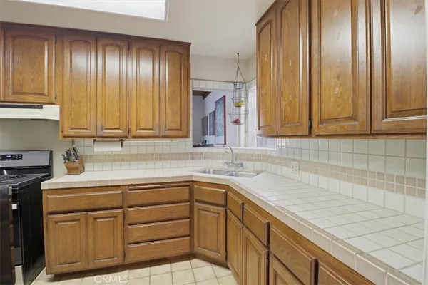 $3,500 | 2103 Harriman Lane, Unit A, Redondo Beach, CA 90278