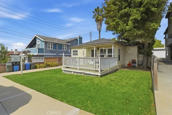 $3,500 | 2103 Harriman Lane, Unit A, Redondo Beach, CA 90278