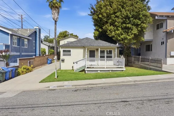 $3,500 | 2103 Harriman Lane, Unit A, Redondo Beach, CA 90278