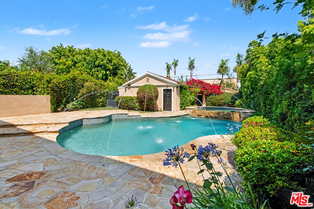 204 Foothill Road Beverly Hills, CA 90210 - Photo 31 of 38 an aerial view of a house