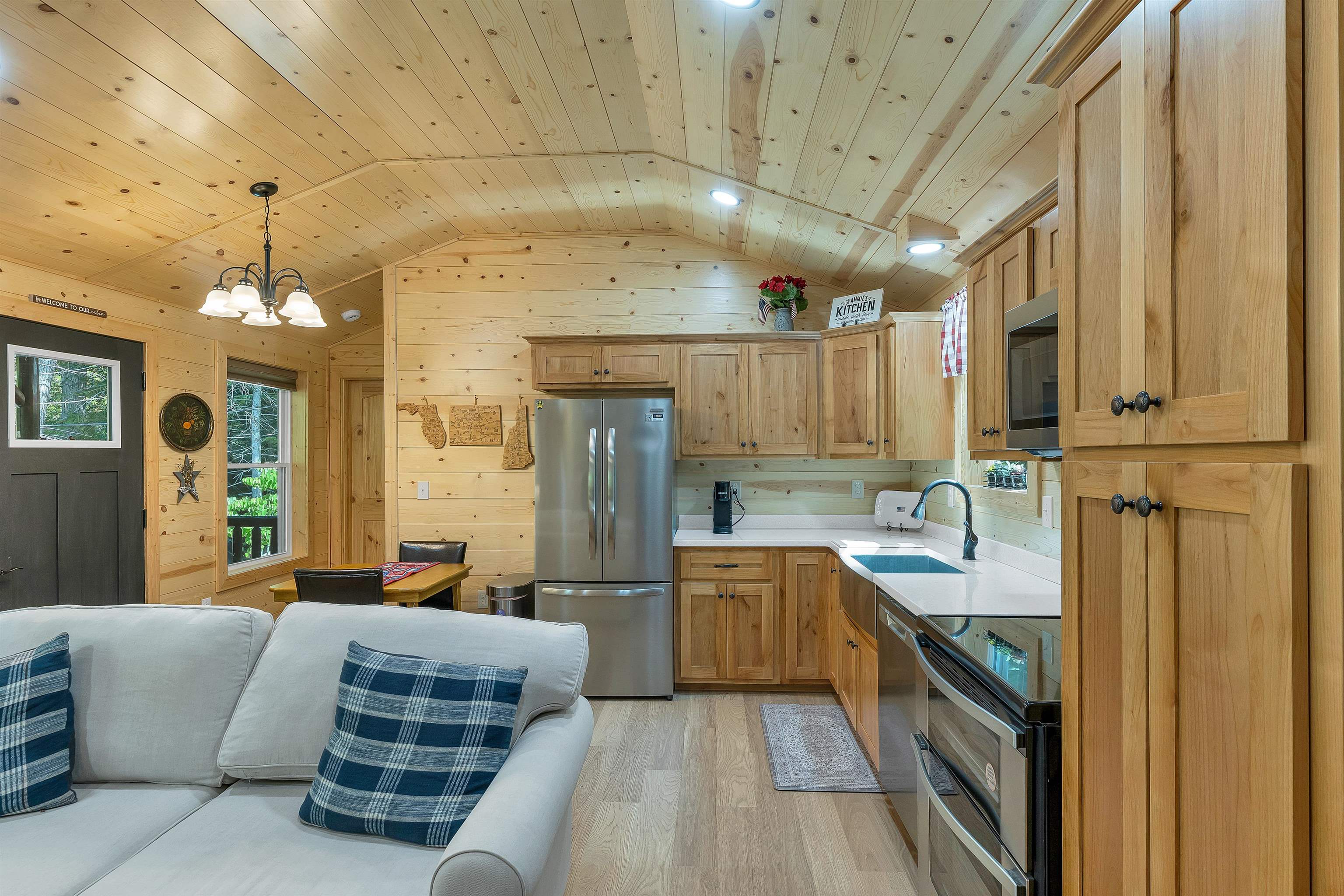 616 Deer Meadow Road Webster, NH 03303 - Photo 16 of 41