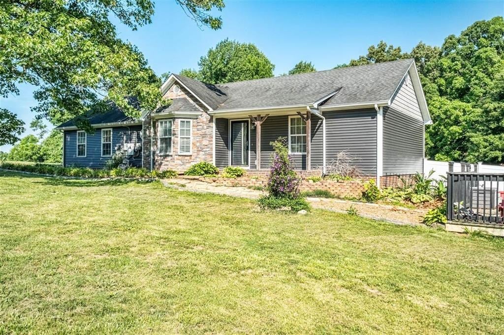 2779 Auburn-Richelieu Road Auburn, KY 42206 - Photo 1 of 1 Gallery Image 1