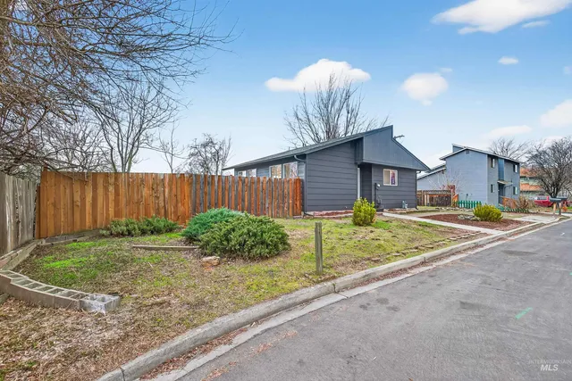 $295,000 | 2922 Garfield Court, Lewiston, ID 83501
