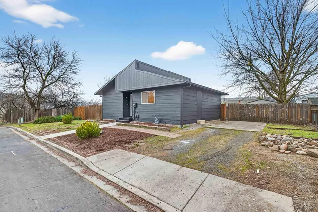 $295,000 | 2922 Garfield Court, Lewiston, ID 83501
