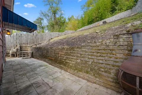 a view of a pathway with a door