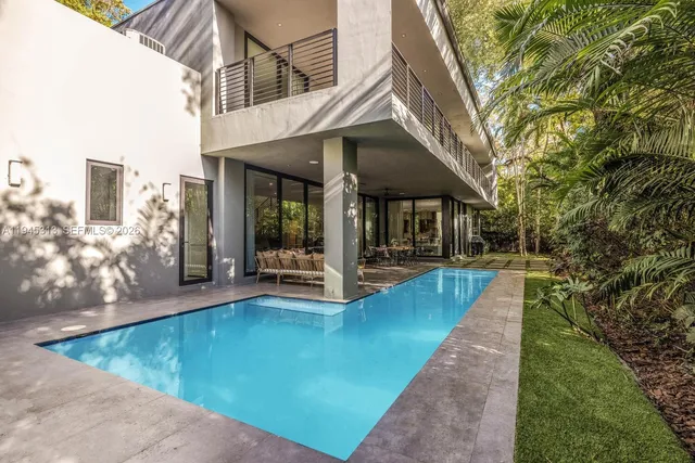 $7,750,000 | 3232 Emathla Street, Miami, FL 33133