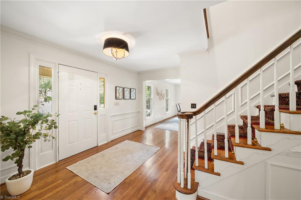 1015 Greenhurst Road Winston-Salem, NC 27104 - Photo 3 of 48