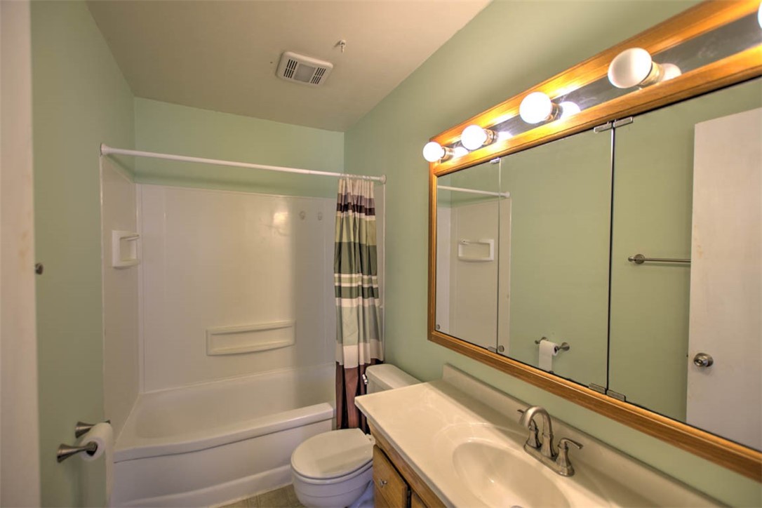 139 Wisconsin Drive Decatur, IL 62526 - Photo 19 of 29 Gallery Image 19