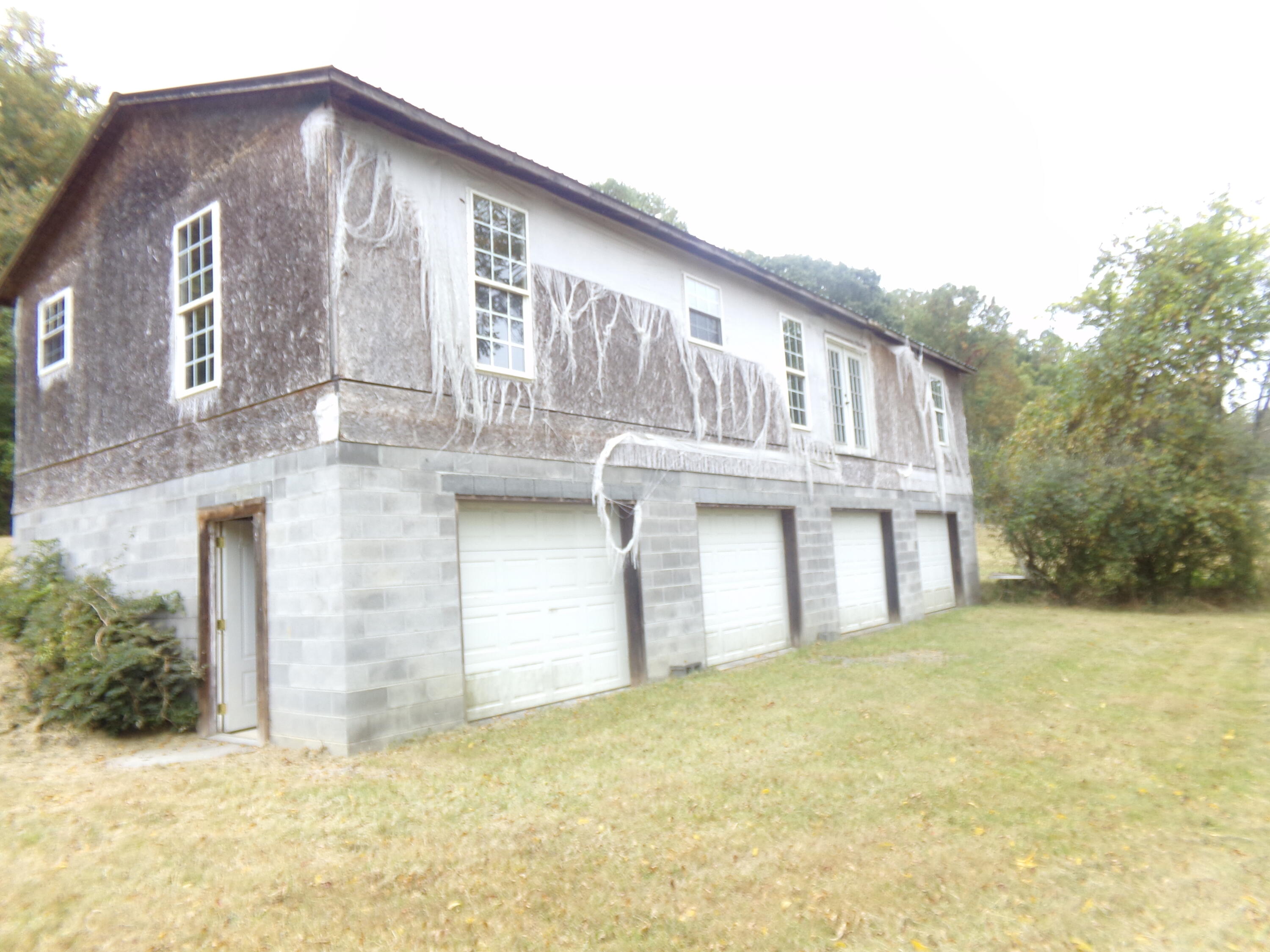 8124 Knobs Road Union, WV 24983 - Photo 6 of 23 Gallery Image 6