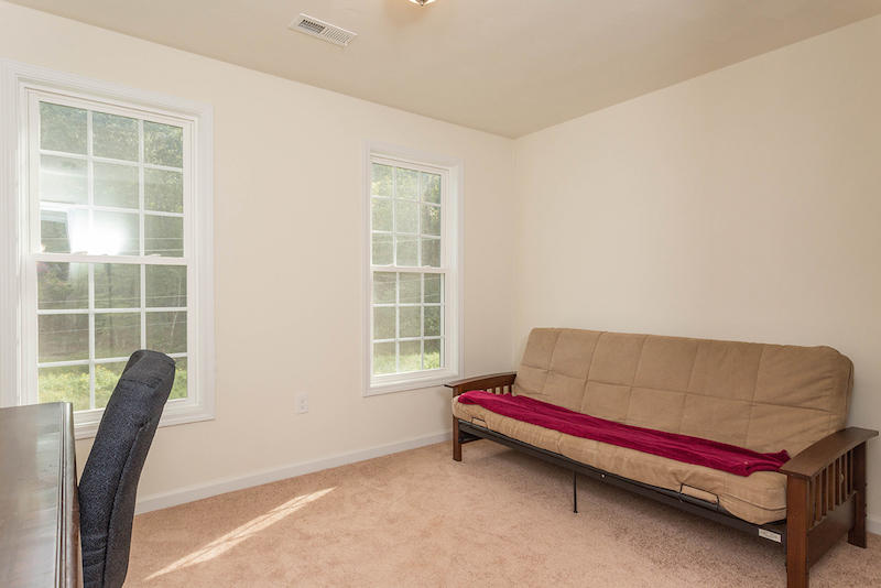 1011 Longview Road Roanoke, VA 24018 - Photo 23 of 34 DGA_8403