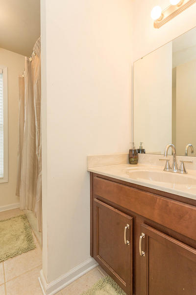 1011 Longview Road Roanoke, VA 24018 - Photo 27 of 34 DGA_8407