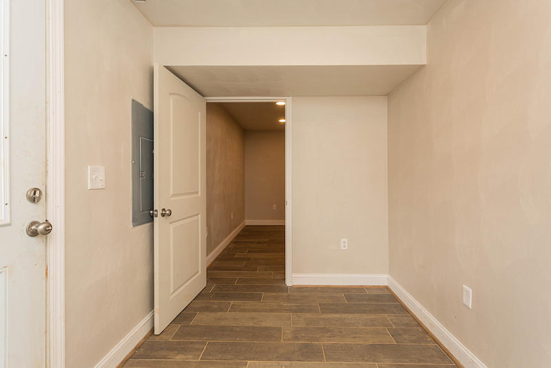 1011 Longview Road Roanoke, VA 24018 - Photo 33 of 34 DGA_8413