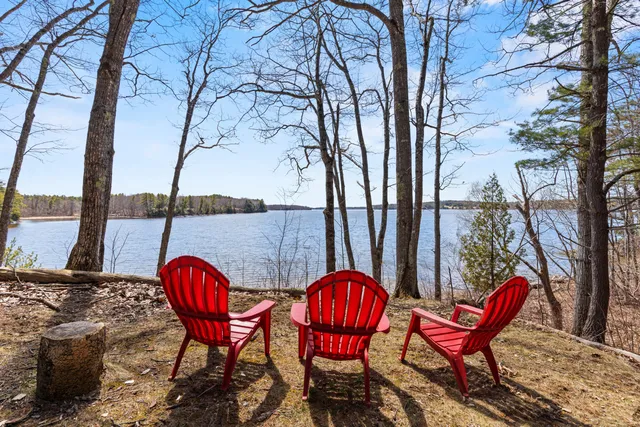 $525,000 | 10 Cork Cove Lane, Dresden, ME 04342