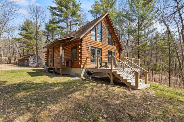 $525,000 | 10 Cork Cove Lane, Dresden, ME 04342