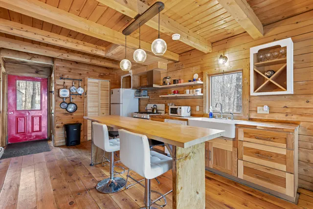 $525,000 | 10 Cork Cove Lane, Dresden, ME 04342