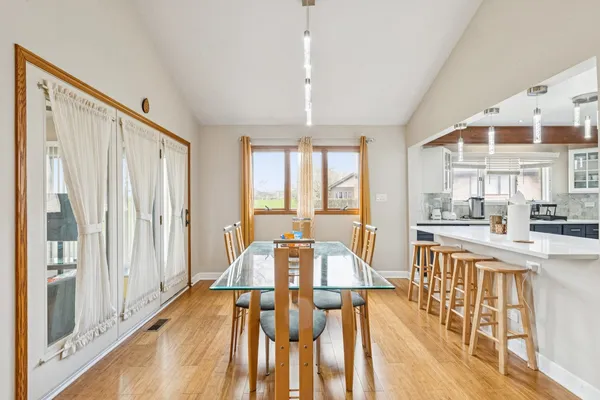 $429,000 | 1766 Pebble Beach Drive, Hoffman Estates, IL 60169