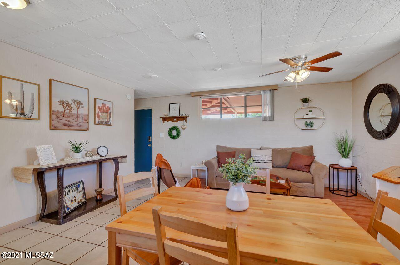 2115 East Fort Lowell Road Tucson, AZ 85719 - Photo 39 of 49 guest house great room 3