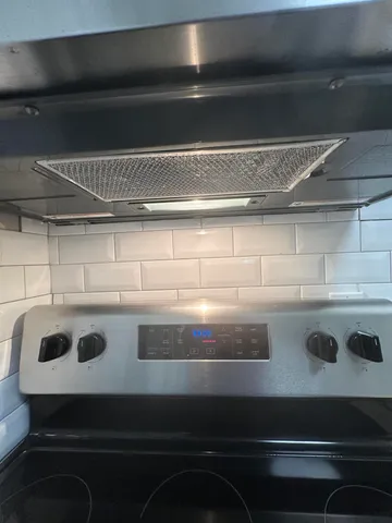 $1,290 | 1777 Highland Avenue, Unit C, Vero Beach, FL 32960