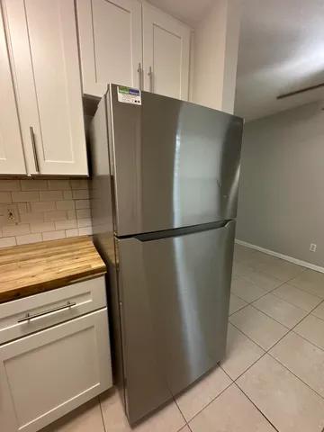 $1,290 | 1777 Highland Avenue, Unit C, Vero Beach, FL 32960