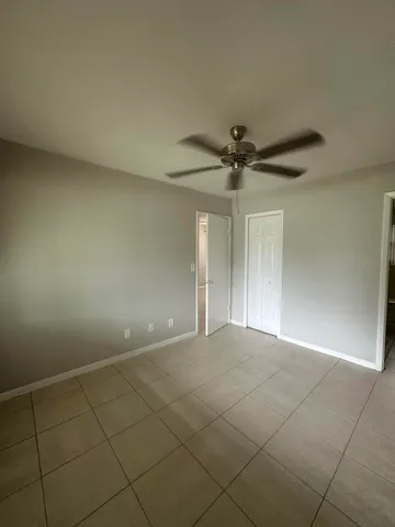 $1,290 | 1777 Highland Avenue, Unit C, Vero Beach, FL 32960