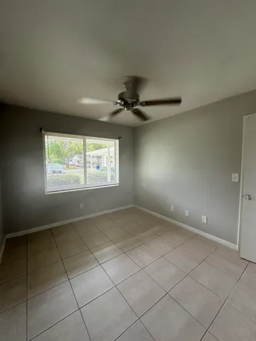 $1,290 | 1777 Highland Avenue, Unit C, Vero Beach, FL 32960