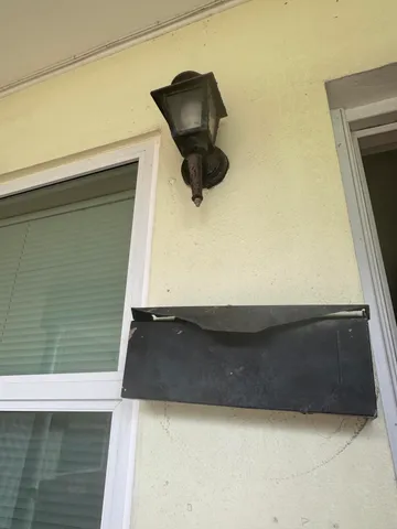 $1,290 | 1777 Highland Avenue, Unit C, Vero Beach, FL 32960