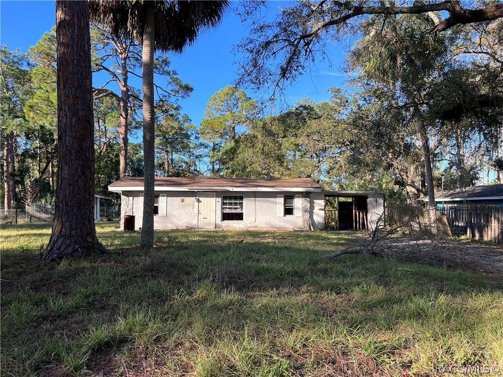 49 63rd Street Yankeetown, FL 34498 - Photo 1 of 10
