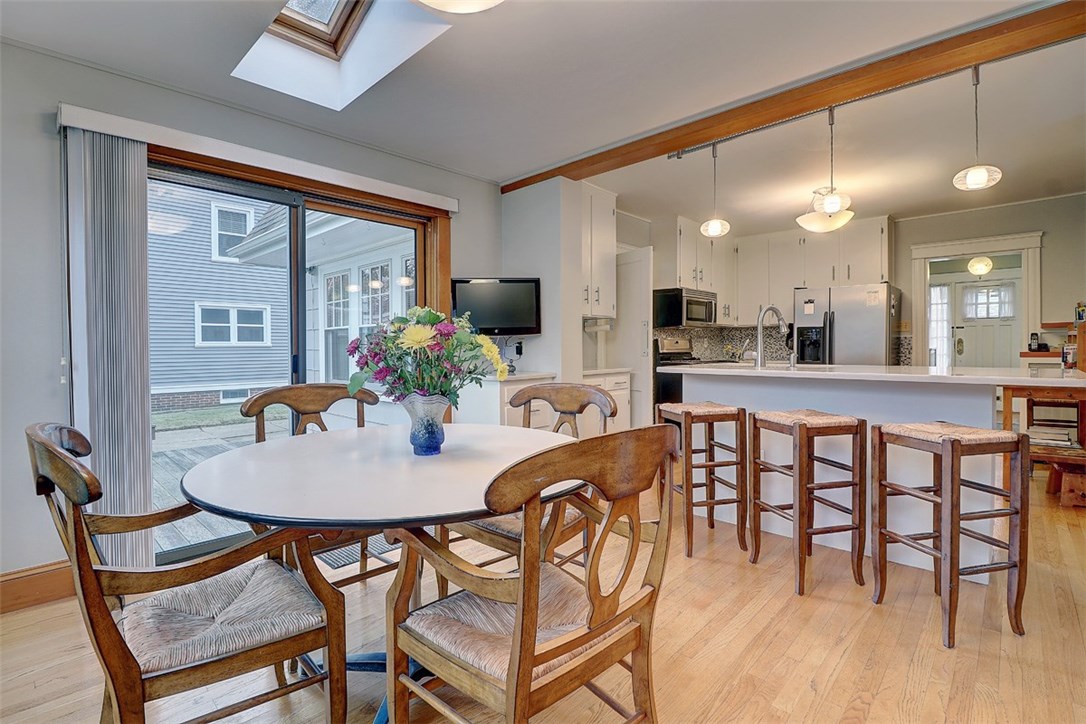216 Raleigh Avenue Pawtucket, RI 02860 - Photo 13 of 24