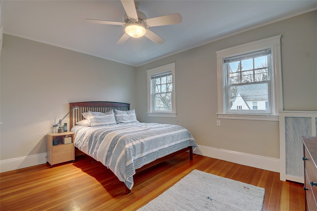 216 Raleigh Avenue Pawtucket, RI 02860 - Photo 18 of 24