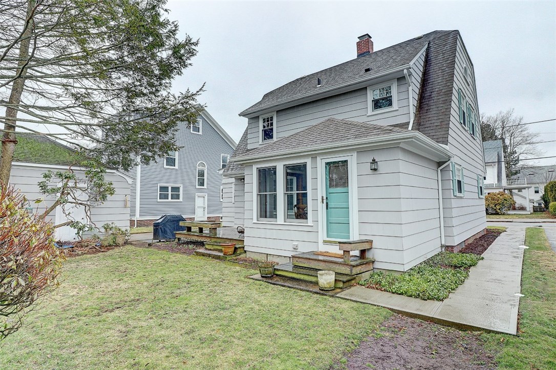 216 Raleigh Avenue Pawtucket, RI 02860 - Photo 24 of 24