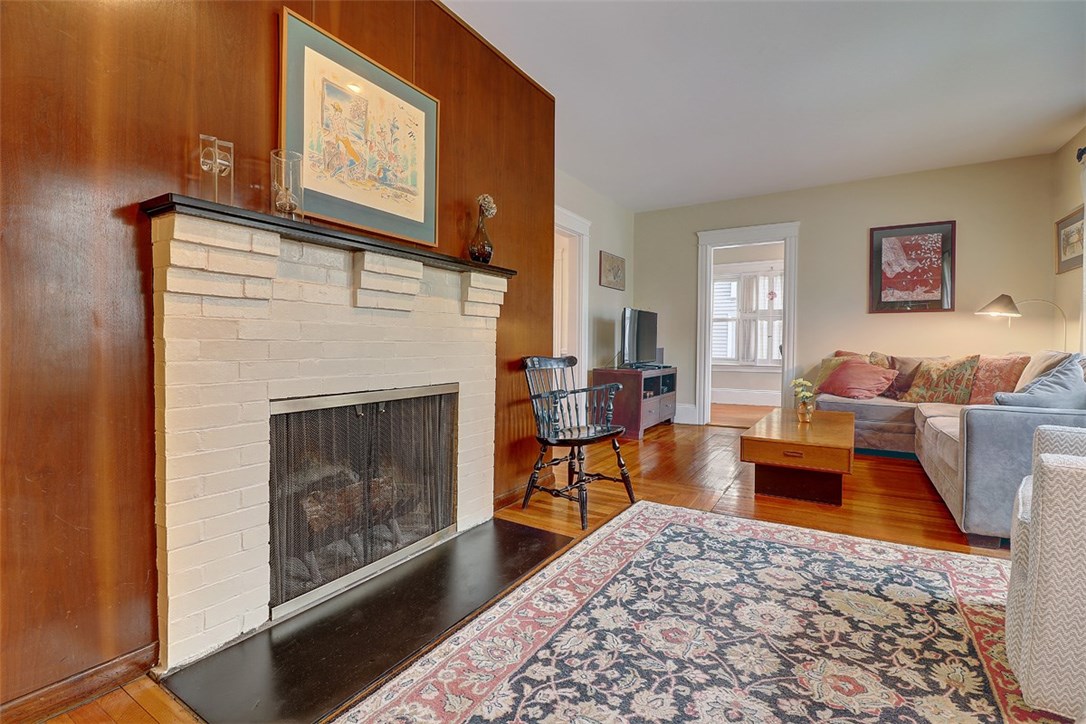 216 Raleigh Avenue Pawtucket, RI 02860 - Photo 5 of 24