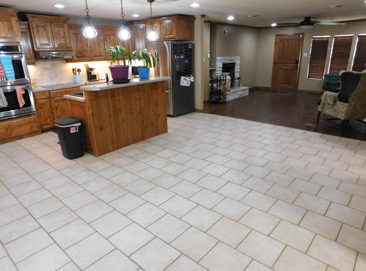 315 West 16th Street Muleshoe, TX 79347 - Photo 8 of 31 Photo 8