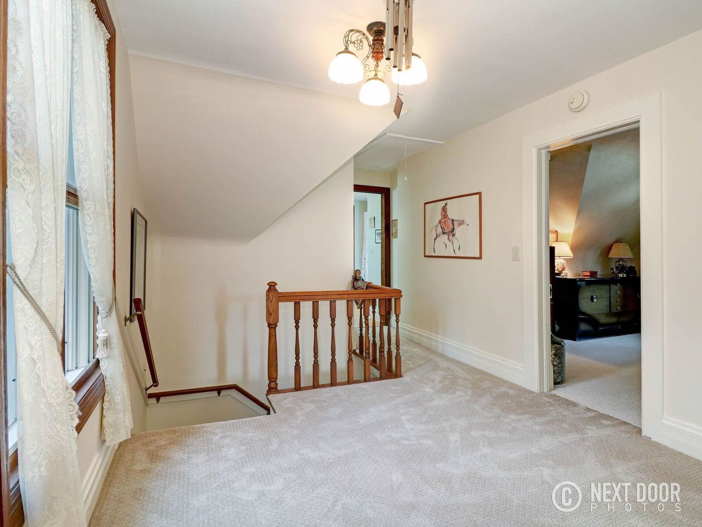 125 South Maple Street Itasca, IL 60143 - Photo 15 of 24 a view of entryway with livingroom