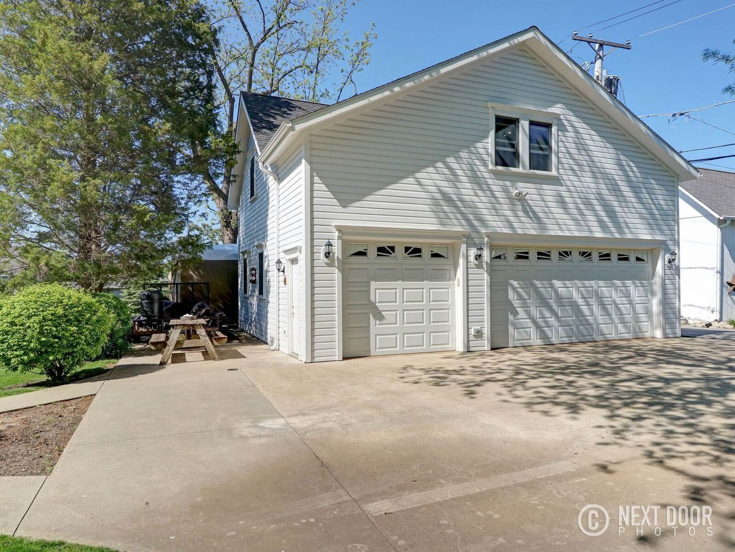 125 South Maple Street Itasca, IL 60143 - Photo 22 of 24 a view of a house with a patio