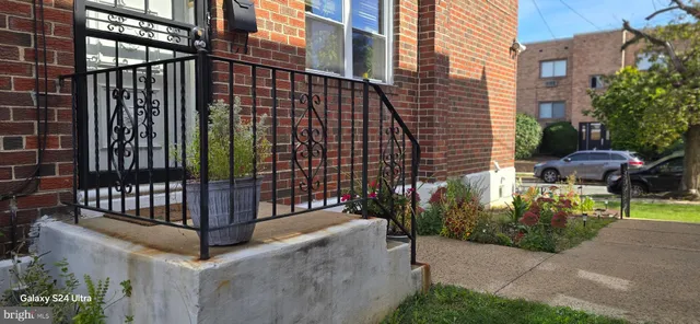 $389,900 | 2806 Walnut Hill Street, Philadelphia, PA 19152