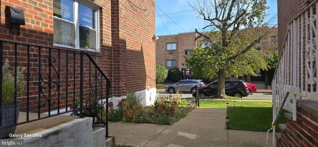 $389,900 | 2806 Walnut Hill Street, Philadelphia, PA 19152