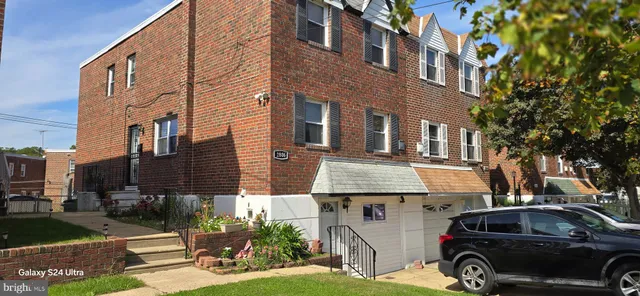 $389,900 | 2806 Walnut Hill Street, Philadelphia, PA 19152