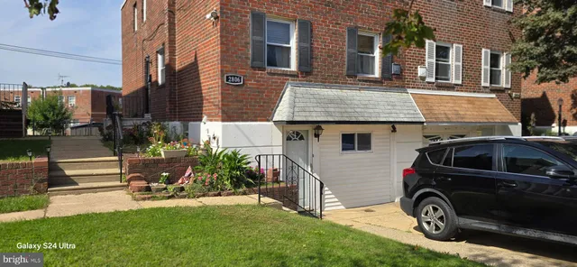 $389,900 | 2806 Walnut Hill Street, Philadelphia, PA 19152
