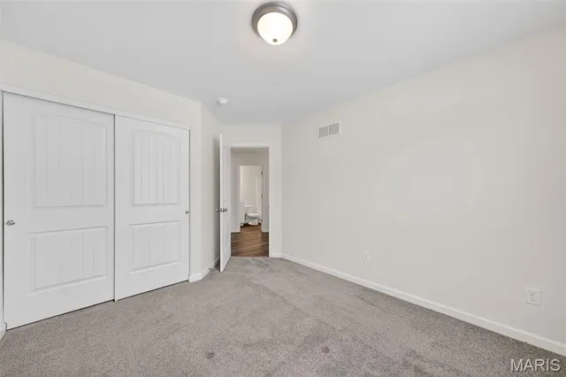 $300,000 | 165 Colton Jesse Drive, Winfield, MO 63389