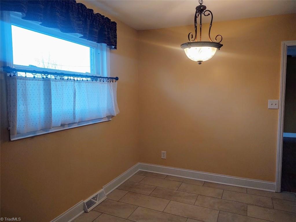 203 Ragsdale Road Jamestown, NC 27282 - Photo 13 of 38 Gallery Image 13