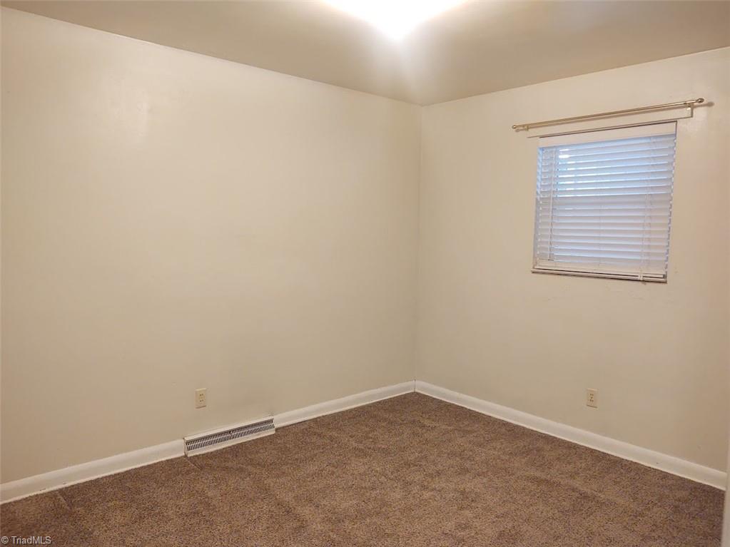 203 Ragsdale Road Jamestown, NC 27282 - Photo 25 of 38 Gallery Image 25