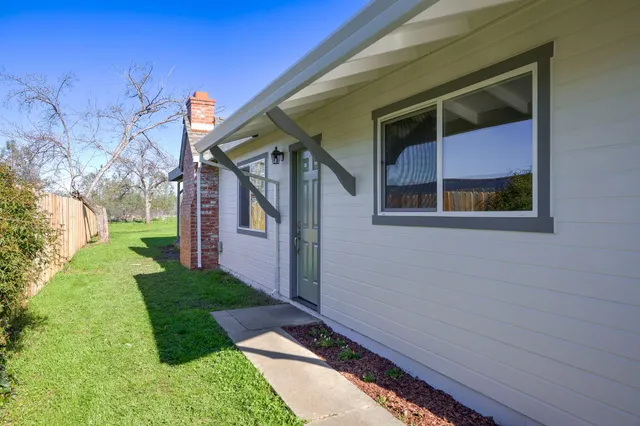 $474,990 | 12125 Holly Vista Way, Auburn, CA 95603