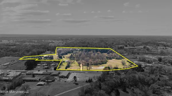 $775,000 | 392 Sycamore Road, Coldwater, MS 38618